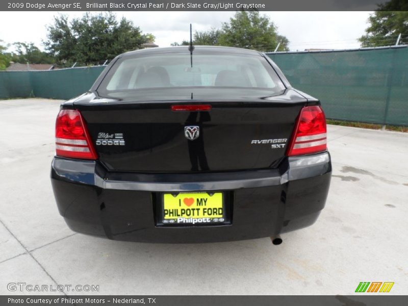 Brilliant Black Crystal Pearl / Dark Slate Gray/Light Graystone 2009 Dodge Avenger SE