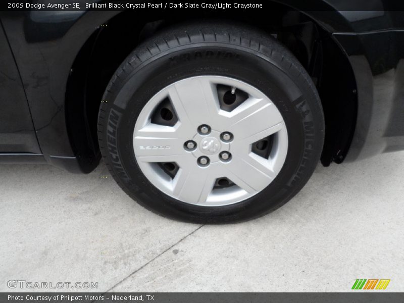 Brilliant Black Crystal Pearl / Dark Slate Gray/Light Graystone 2009 Dodge Avenger SE