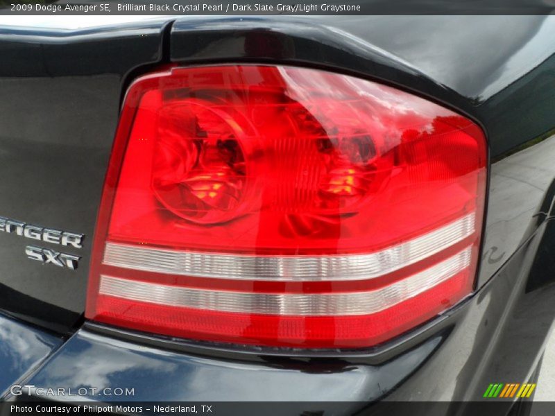 Brilliant Black Crystal Pearl / Dark Slate Gray/Light Graystone 2009 Dodge Avenger SE