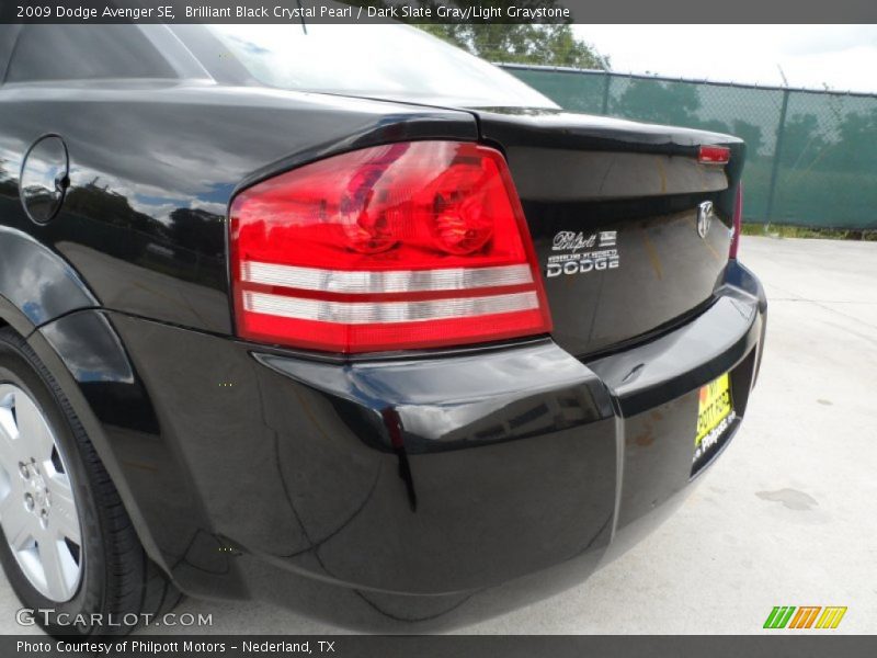 Brilliant Black Crystal Pearl / Dark Slate Gray/Light Graystone 2009 Dodge Avenger SE