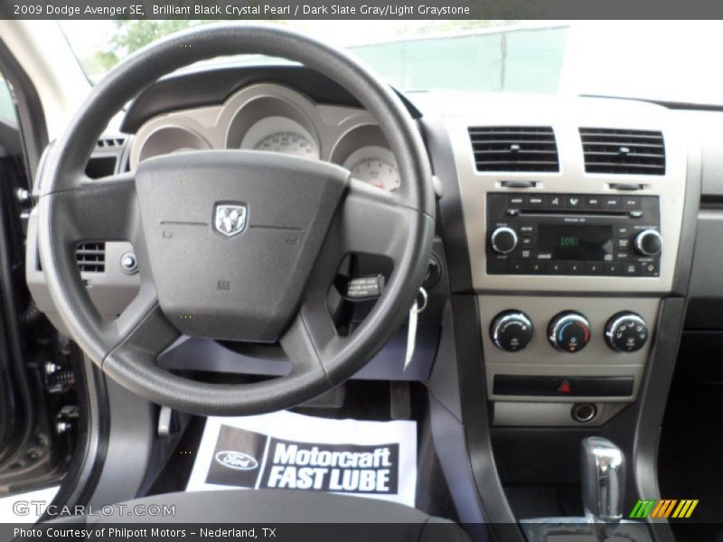 Brilliant Black Crystal Pearl / Dark Slate Gray/Light Graystone 2009 Dodge Avenger SE