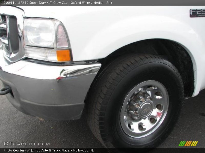 Oxford White / Medium Flint 2004 Ford F250 Super Duty XLT Crew Cab