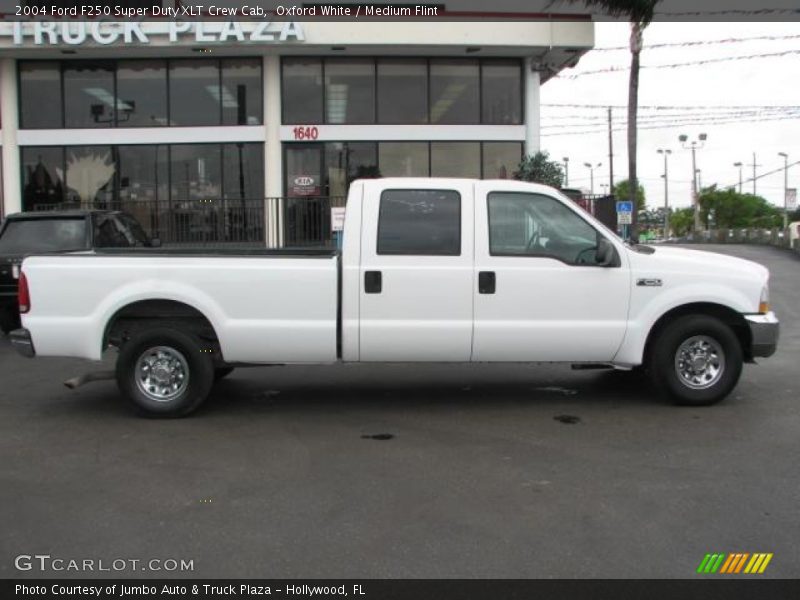 Oxford White / Medium Flint 2004 Ford F250 Super Duty XLT Crew Cab