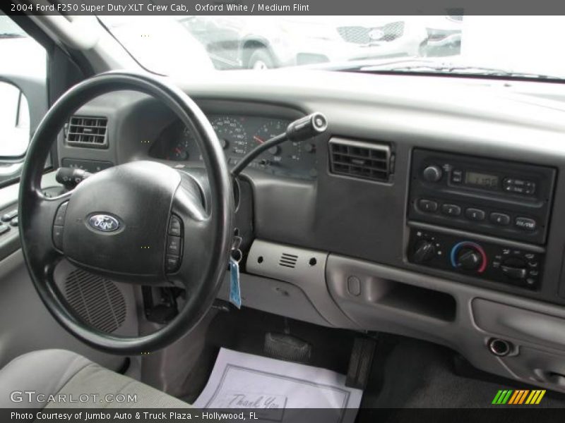 Dashboard of 2004 F250 Super Duty XLT Crew Cab
