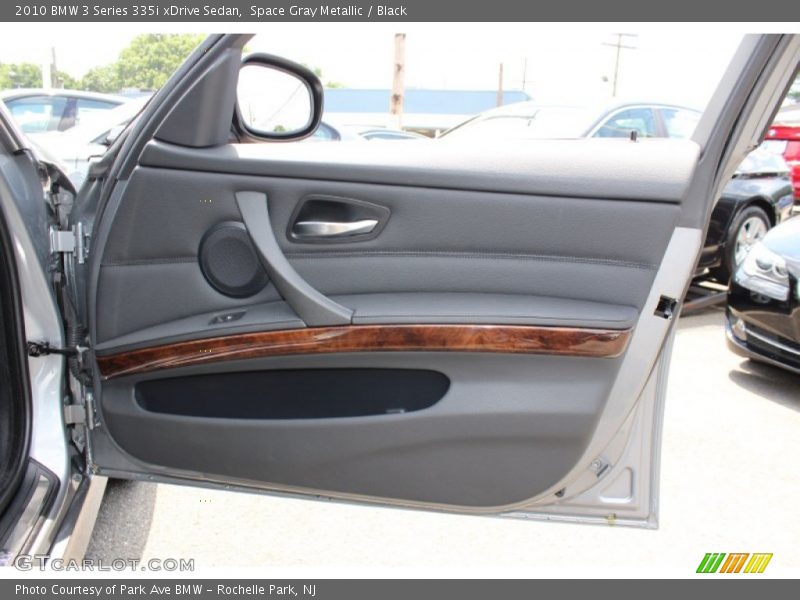 Door Panel of 2010 3 Series 335i xDrive Sedan