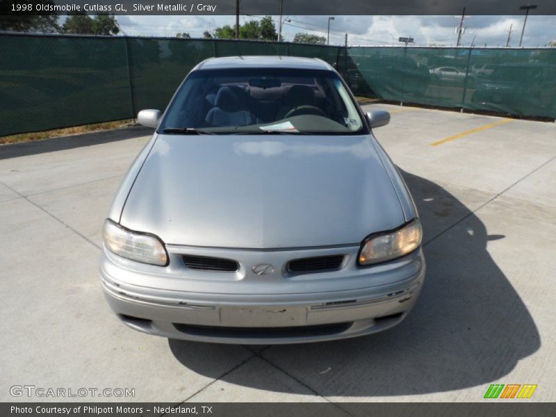 Silver Metallic / Gray 1998 Oldsmobile Cutlass GL