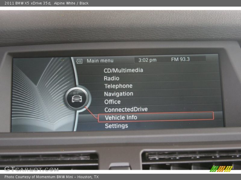 Alpine White / Black 2011 BMW X5 xDrive 35d