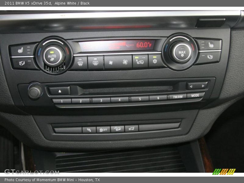 Alpine White / Black 2011 BMW X5 xDrive 35d