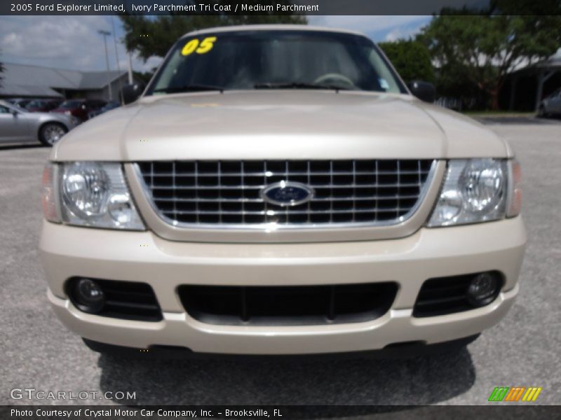 Ivory Parchment Tri Coat / Medium Parchment 2005 Ford Explorer Limited