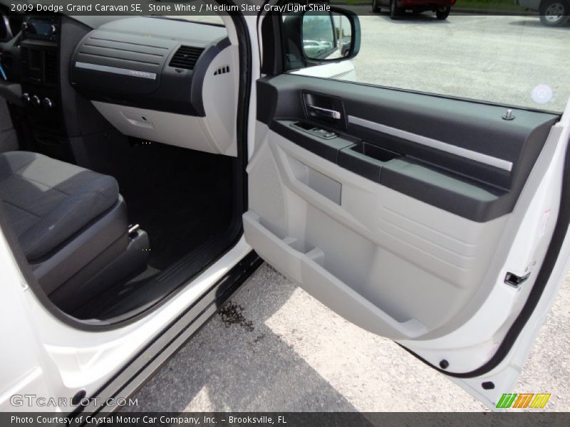 Stone White / Medium Slate Gray/Light Shale 2009 Dodge Grand Caravan SE