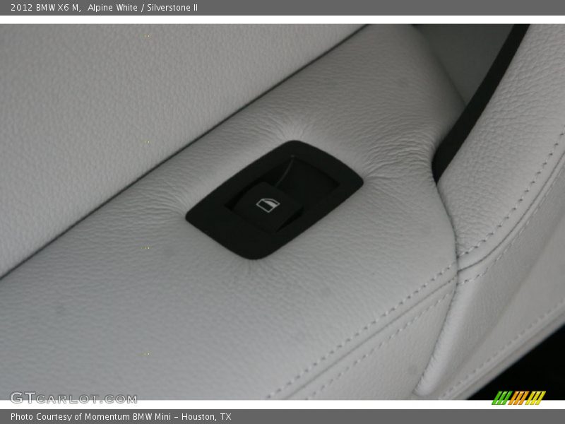 Alpine White / Silverstone II 2012 BMW X6 M