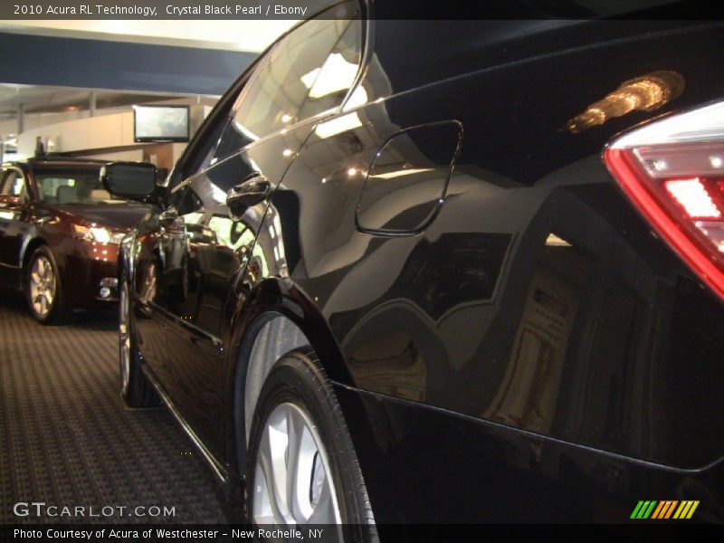 Crystal Black Pearl / Ebony 2010 Acura RL Technology