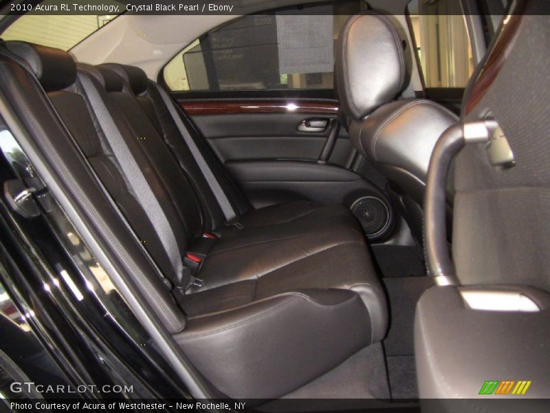  2010 RL Technology Ebony Interior