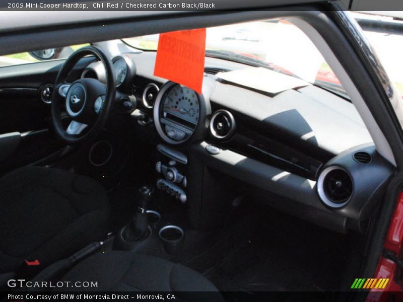 Chili Red / Checkered Carbon Black/Black 2009 Mini Cooper Hardtop