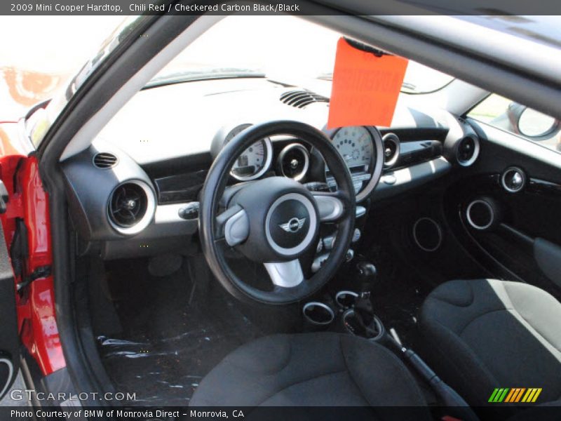 Chili Red / Checkered Carbon Black/Black 2009 Mini Cooper Hardtop