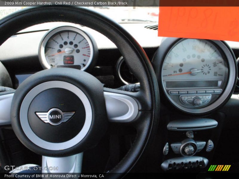 Chili Red / Checkered Carbon Black/Black 2009 Mini Cooper Hardtop