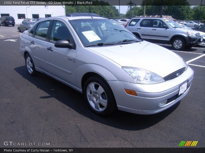 Front 3/4 View of 2002 Focus ZTS Sedan