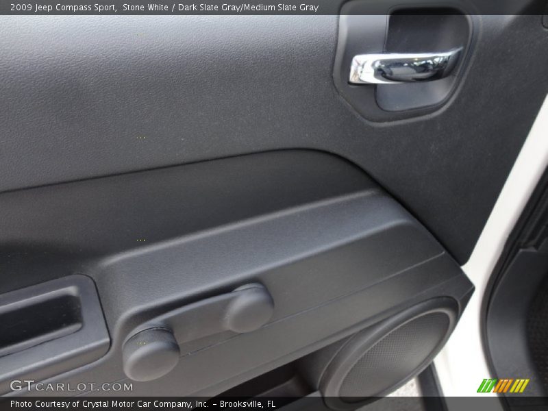 Stone White / Dark Slate Gray/Medium Slate Gray 2009 Jeep Compass Sport