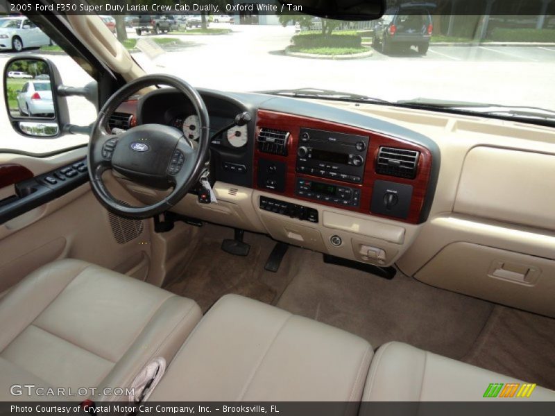 Dashboard of 2005 F350 Super Duty Lariat Crew Cab Dually