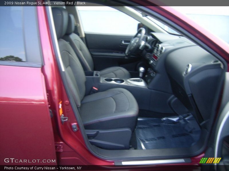 Venom Red / Black 2009 Nissan Rogue SL AWD