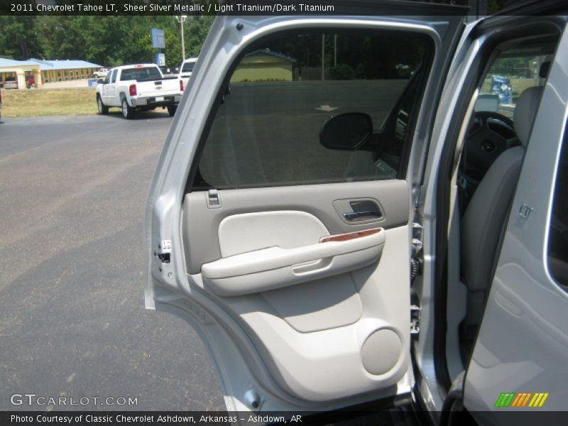Sheer Silver Metallic / Light Titanium/Dark Titanium 2011 Chevrolet Tahoe LT