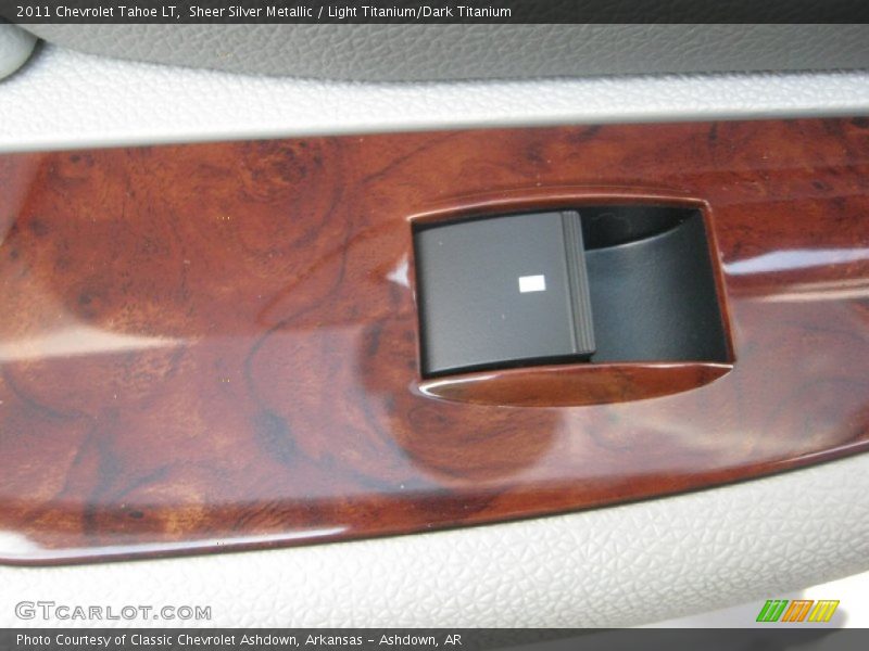 Sheer Silver Metallic / Light Titanium/Dark Titanium 2011 Chevrolet Tahoe LT