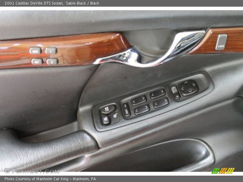 Controls of 2001 DeVille DTS Sedan