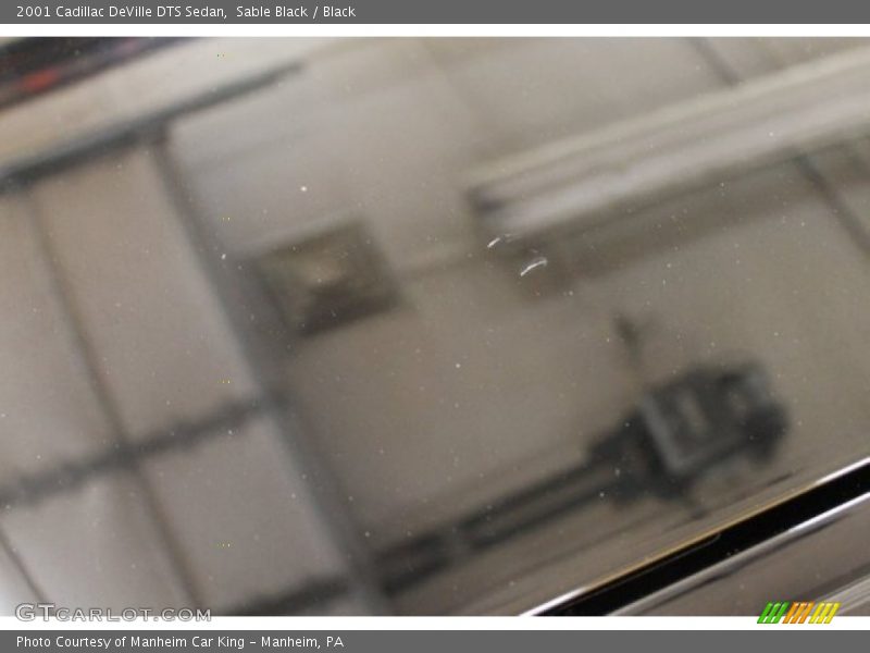 Sable Black / Black 2001 Cadillac DeVille DTS Sedan