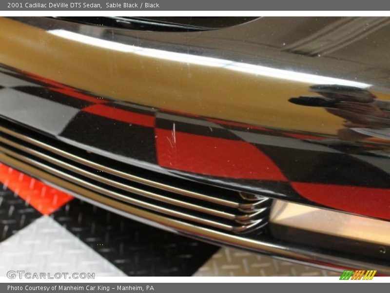 Sable Black / Black 2001 Cadillac DeVille DTS Sedan