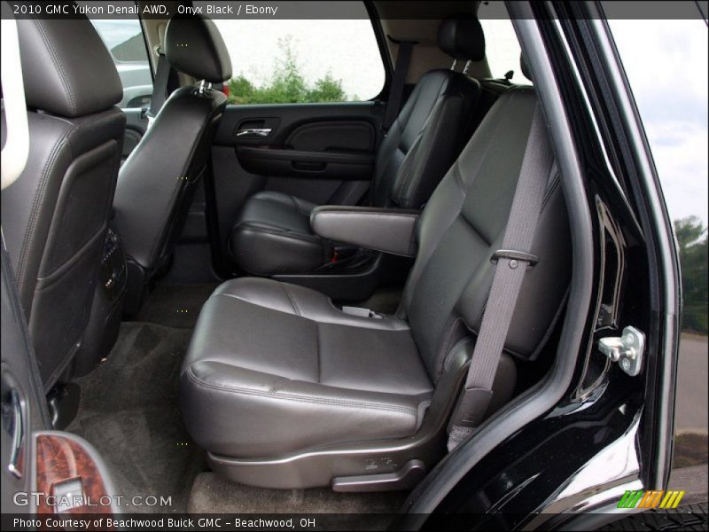 Onyx Black / Ebony 2010 GMC Yukon Denali AWD