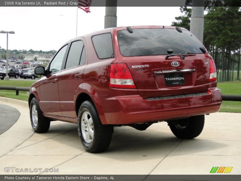 Radiant Red / Gray 2006 Kia Sorento LX