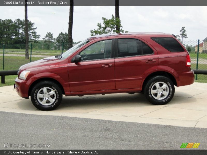 Radiant Red / Gray 2006 Kia Sorento LX