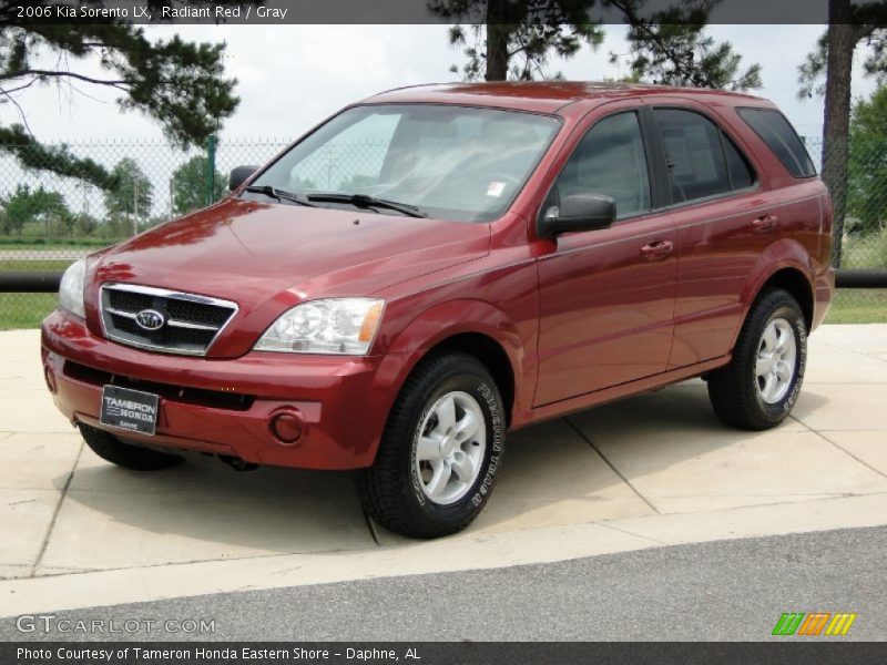 Radiant Red / Gray 2006 Kia Sorento LX