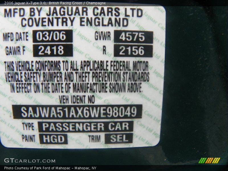 British Racing Green / Champagne 2006 Jaguar X-Type 3.0