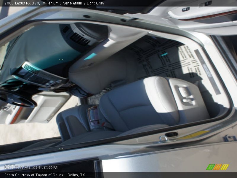 Millenium Silver Metallic / Light Gray 2005 Lexus RX 330