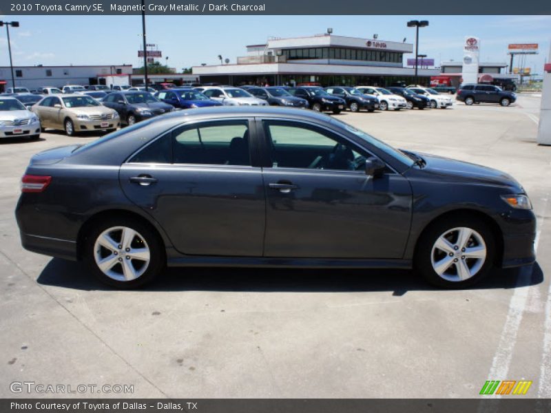 Magnetic Gray Metallic / Dark Charcoal 2010 Toyota Camry SE