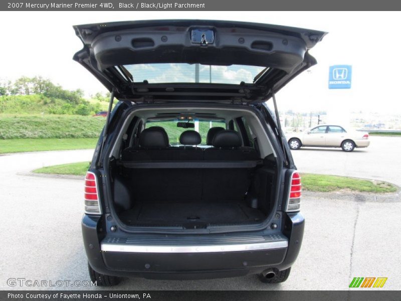 Black / Black/Light Parchment 2007 Mercury Mariner Premier 4WD