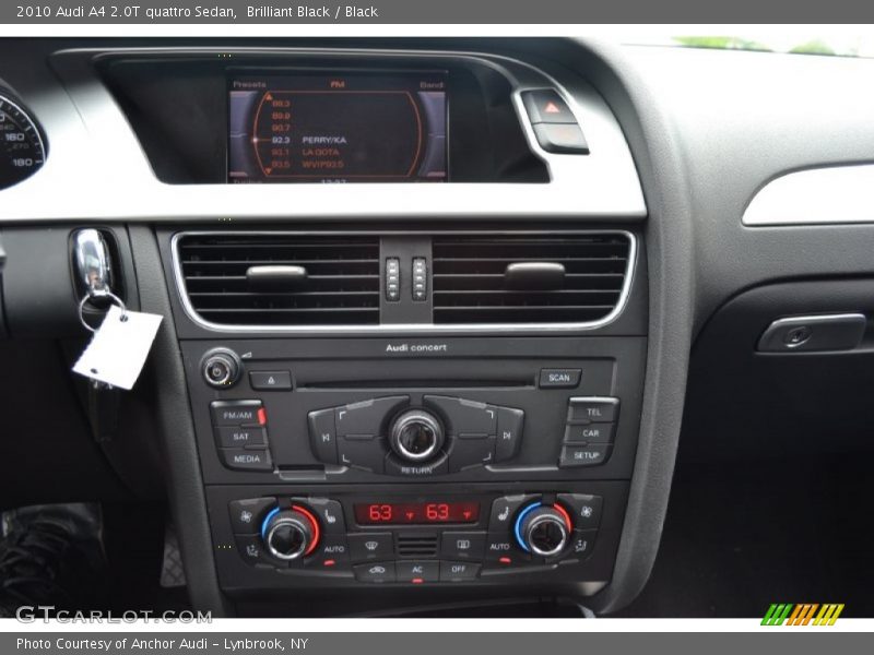 Brilliant Black / Black 2010 Audi A4 2.0T quattro Sedan