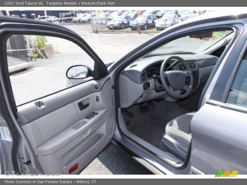 Tungsten Metallic / Medium/Dark Flint 2007 Ford Taurus SE
