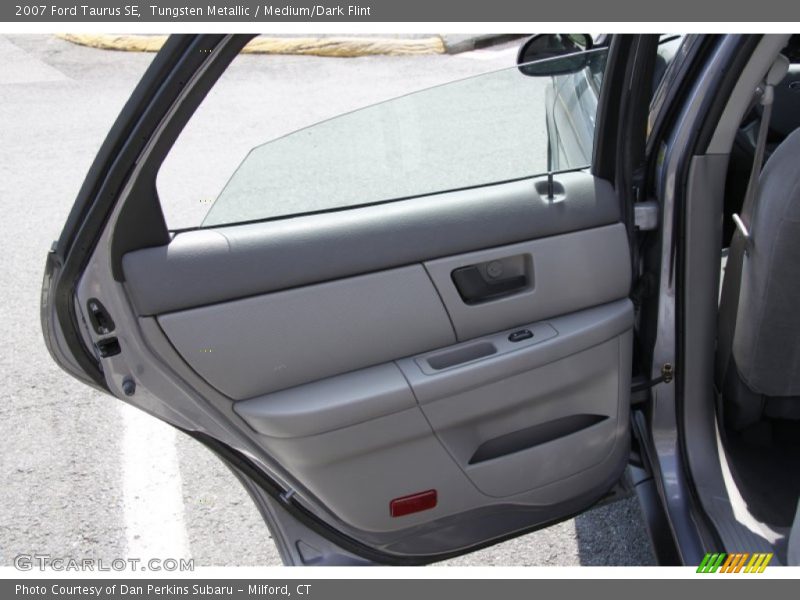 Tungsten Metallic / Medium/Dark Flint 2007 Ford Taurus SE