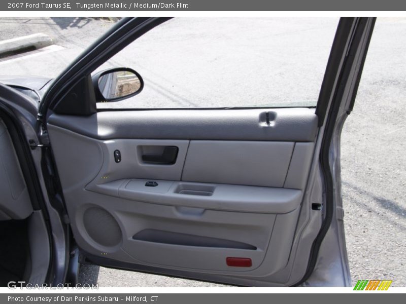 Tungsten Metallic / Medium/Dark Flint 2007 Ford Taurus SE