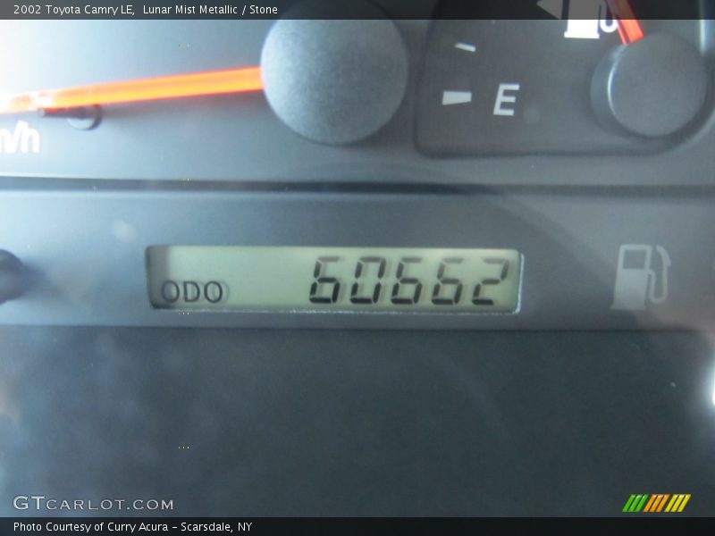 Lunar Mist Metallic / Stone 2002 Toyota Camry LE