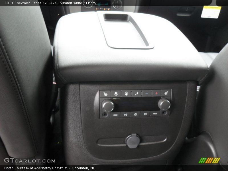 Summit White / Ebony 2011 Chevrolet Tahoe Z71 4x4