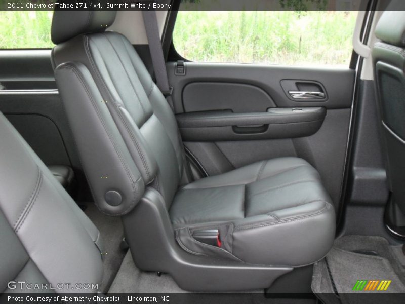 Summit White / Ebony 2011 Chevrolet Tahoe Z71 4x4