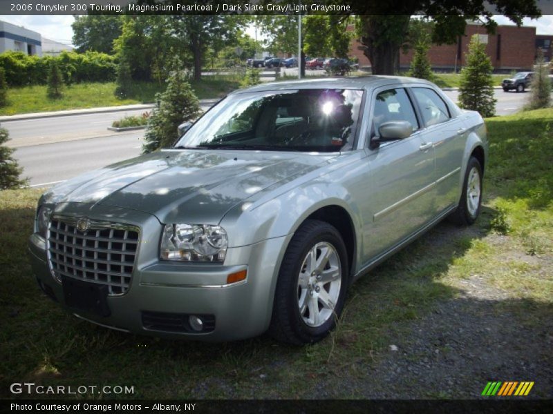 Magnesium Pearlcoat / Dark Slate Gray/Light Graystone 2006 Chrysler 300 Touring