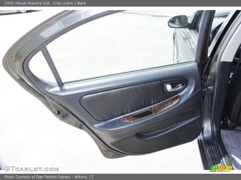 Gray Lustre / Black 2003 Nissan Maxima GLE