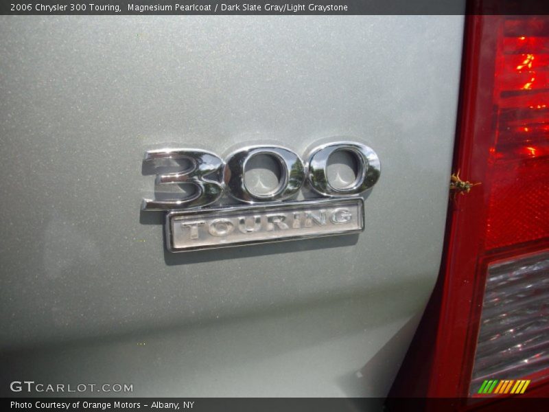 Magnesium Pearlcoat / Dark Slate Gray/Light Graystone 2006 Chrysler 300 Touring