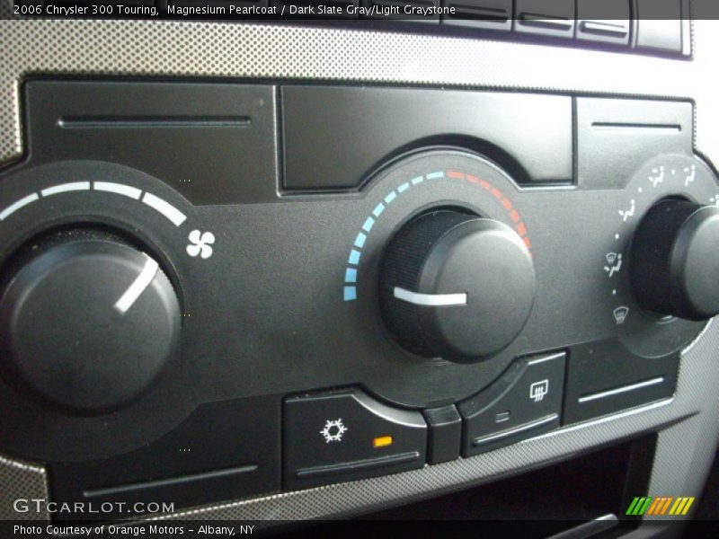 Magnesium Pearlcoat / Dark Slate Gray/Light Graystone 2006 Chrysler 300 Touring