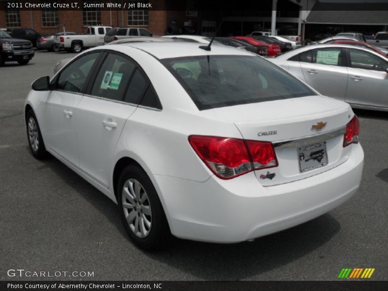 Summit White / Jet Black 2011 Chevrolet Cruze LT