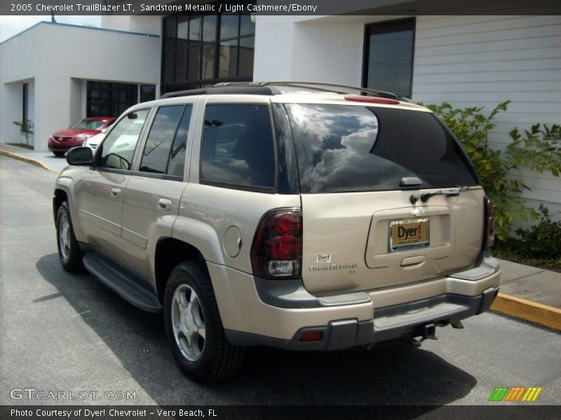 Sandstone Metallic / Light Cashmere/Ebony 2005 Chevrolet TrailBlazer LT